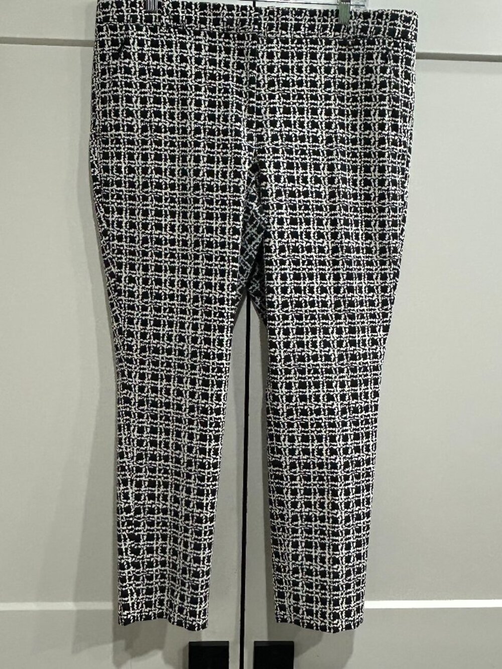 The Limited Black White Printed Ankle Pants Women’s Size 16